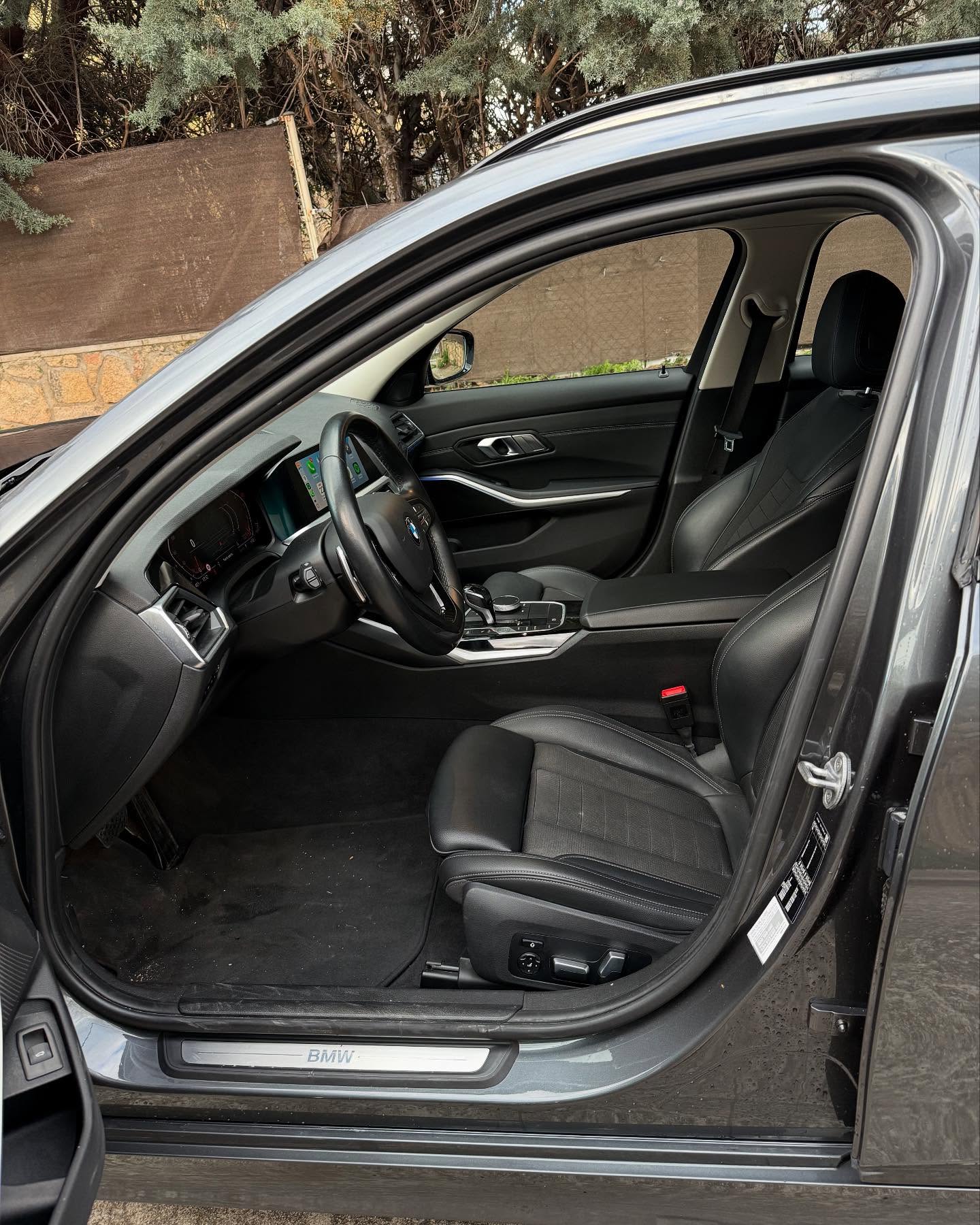 
								BMW serie 3 Touring 330i (258cv) lleno									