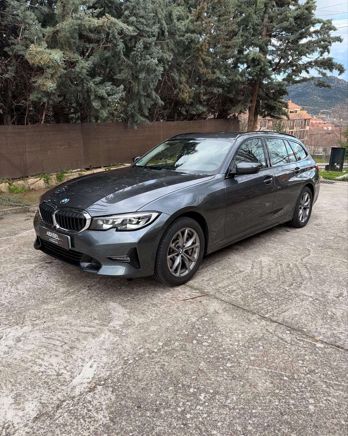 
								BMW serie 3 Touring 330i (258cv) lleno									