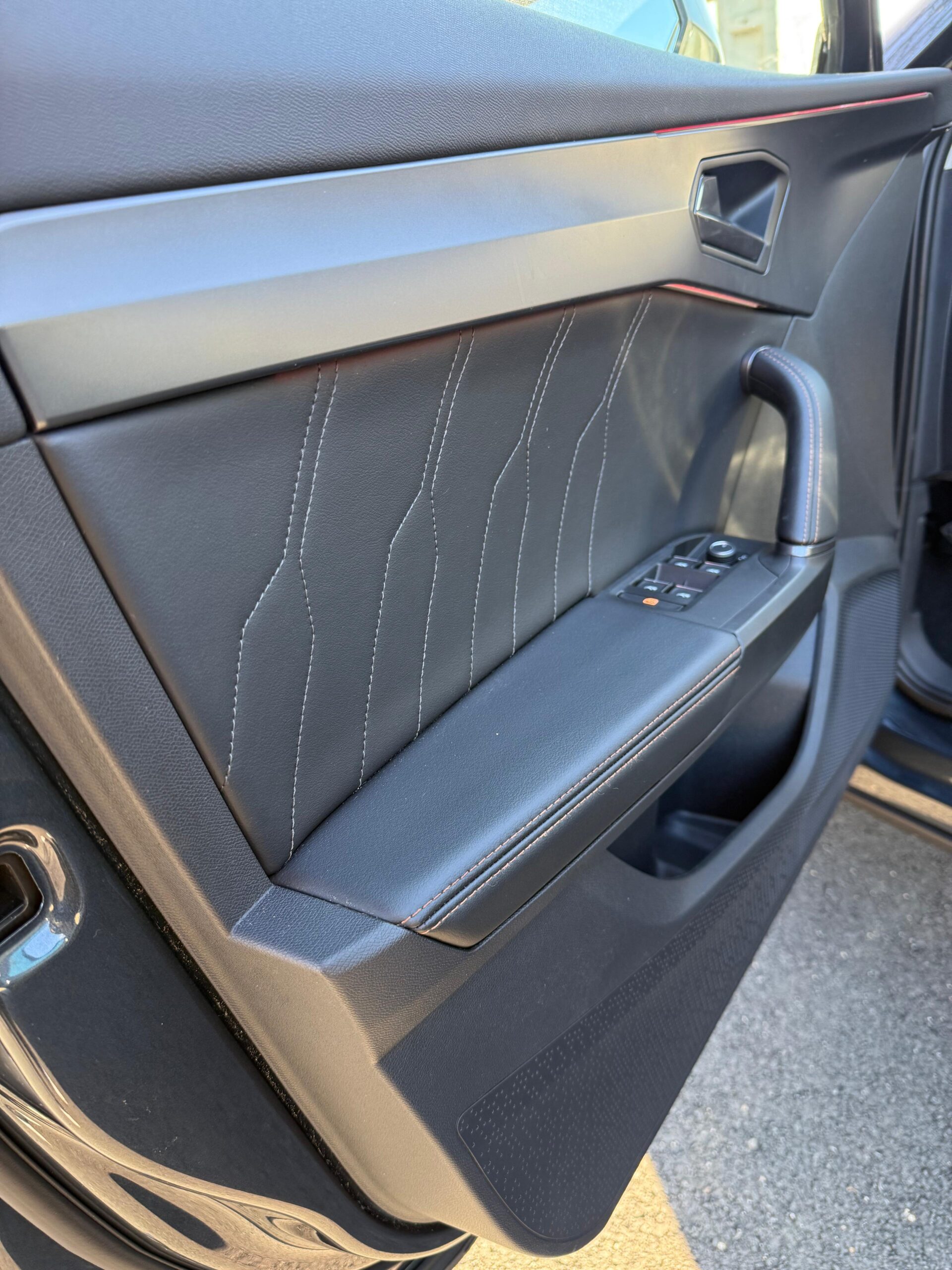 
								CUPRA FORMENTOR 2.0 TDI lleno									