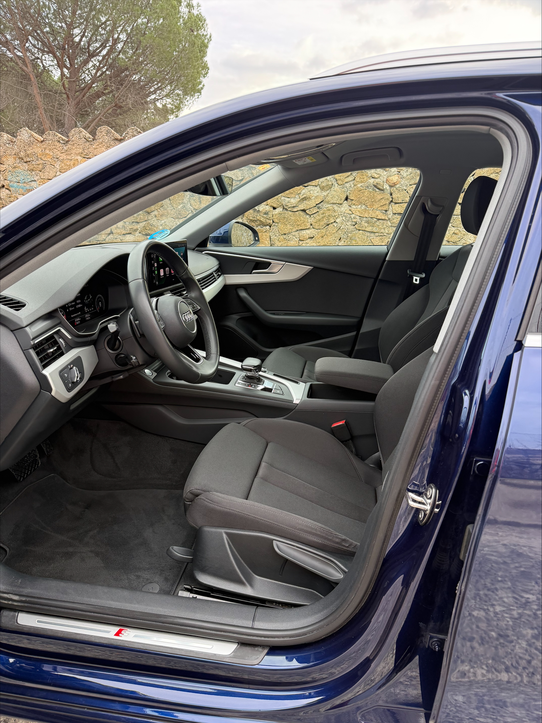 
								AUDI A4 AVANT 35 TDI S LINE (163CV) lleno									