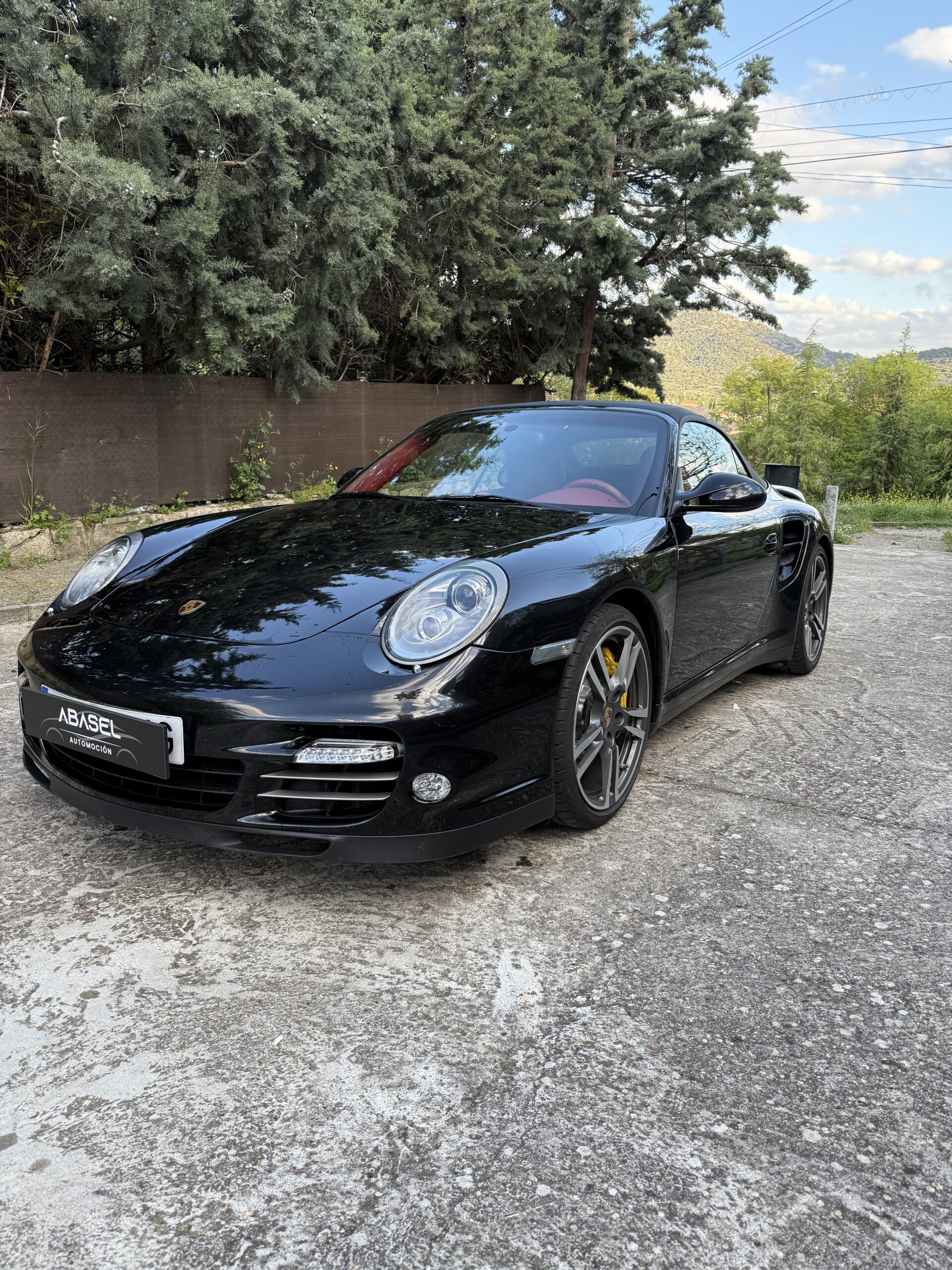 
								PORSCHE 911 Turbo S Cabrio lleno									