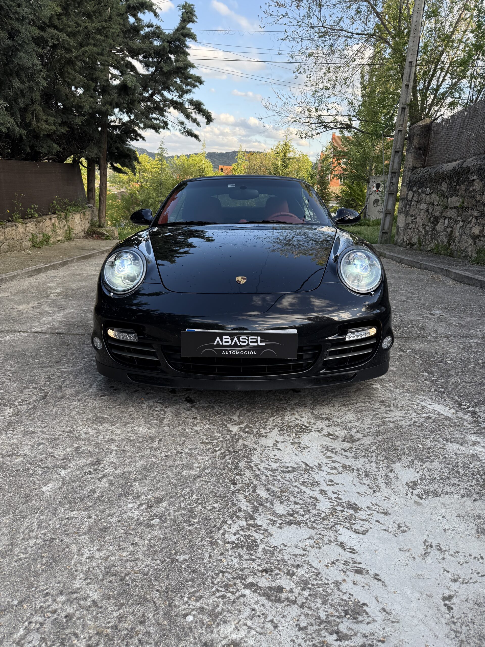 
								PORSCHE 911 Turbo S Cabrio lleno									