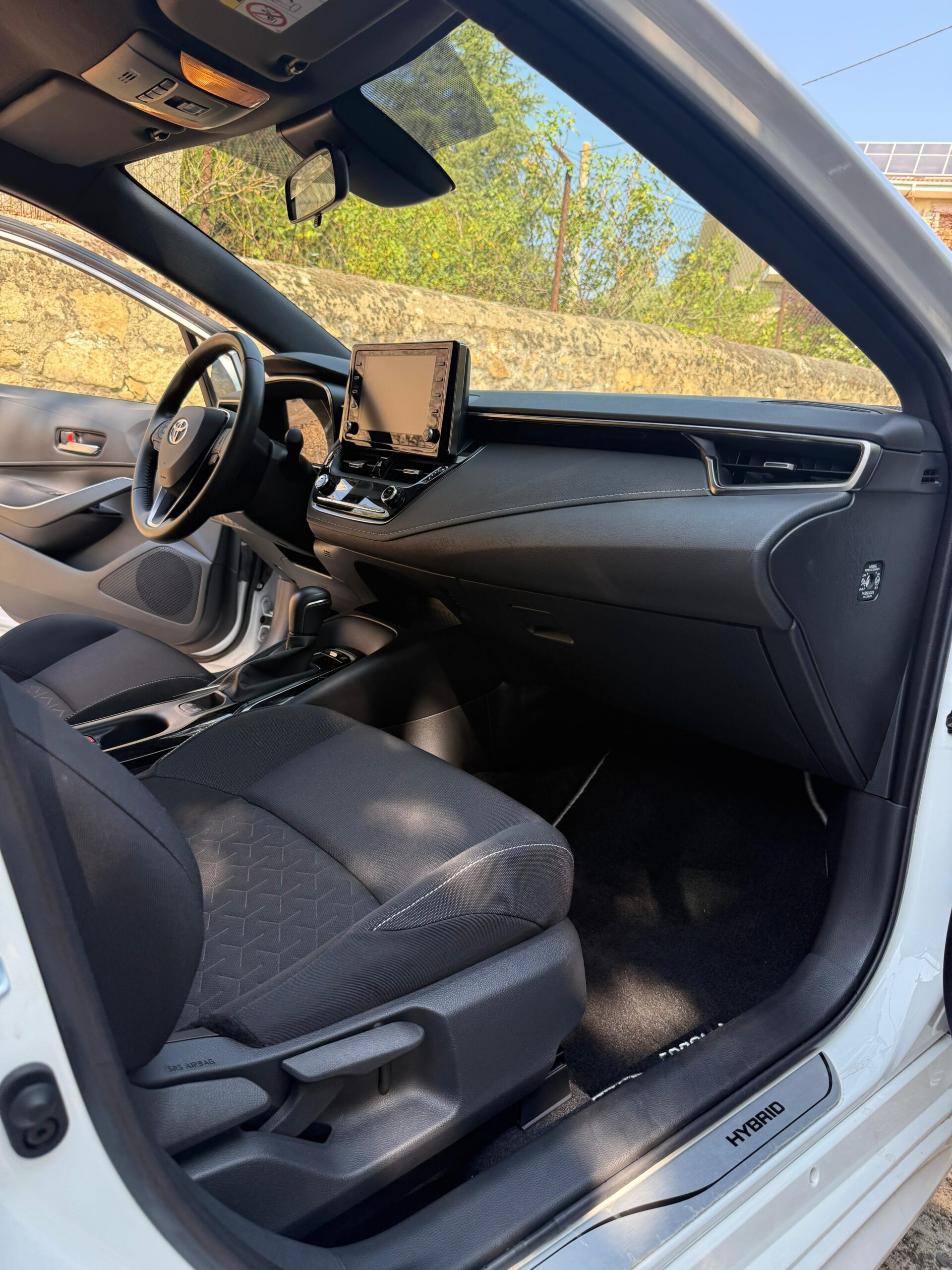 
								TOYOTA Corolla 1.8 125H ACTIVE TECH ECVT lleno									