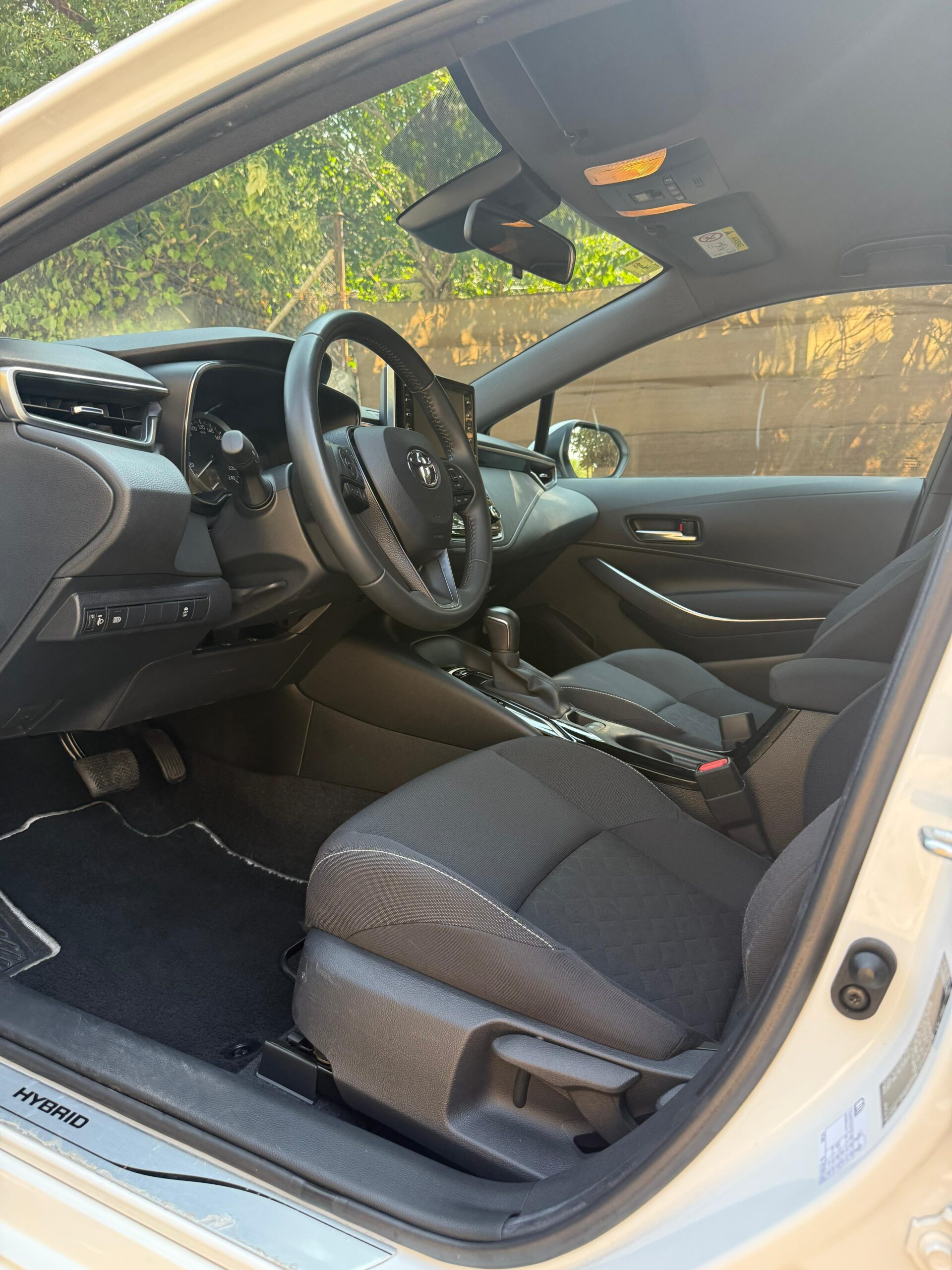 
								TOYOTA Corolla 1.8 125H ACTIVE TECH ECVT lleno									