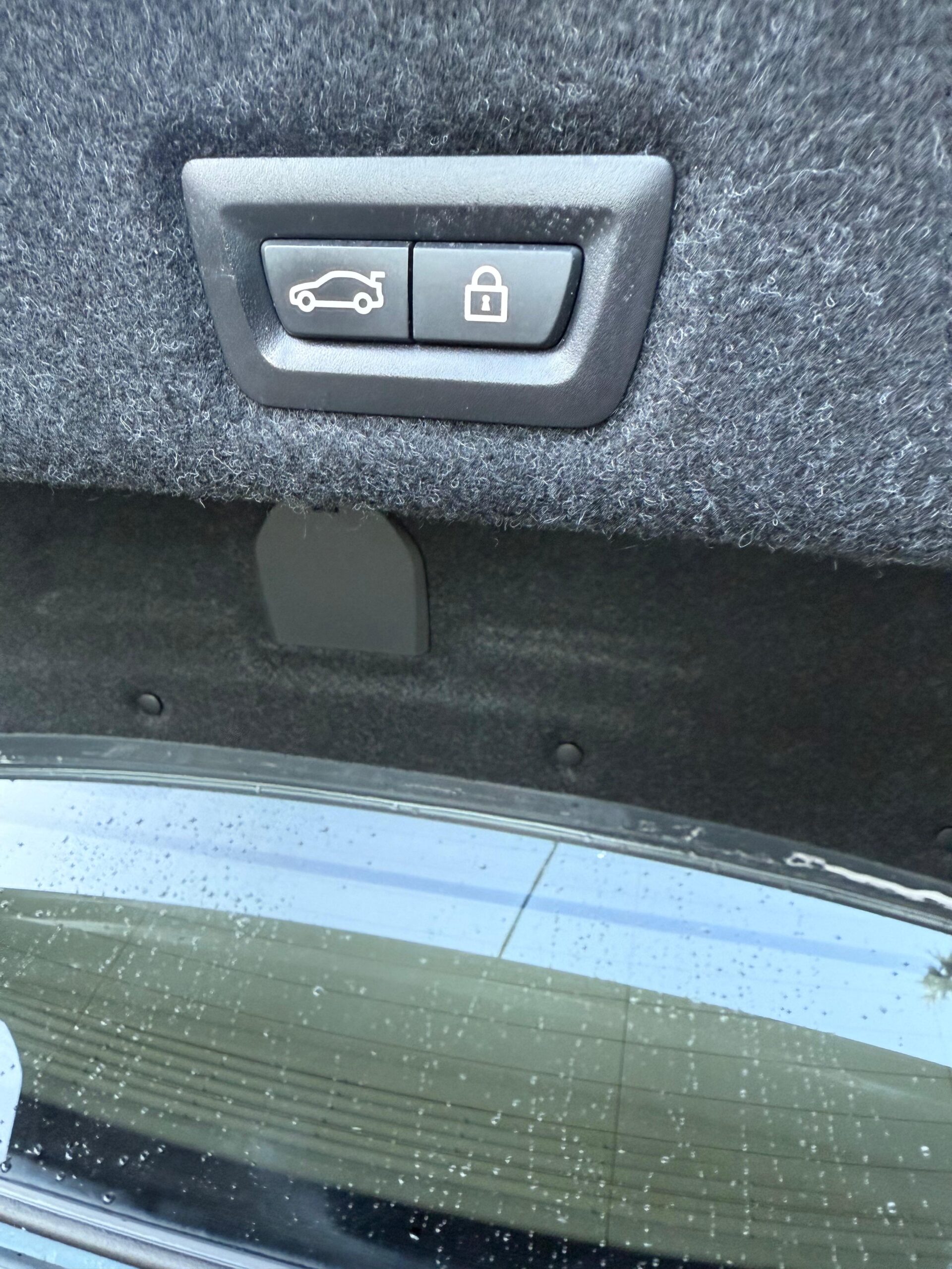 
								BMW 540i Xdrive Luxury 2018 lleno									