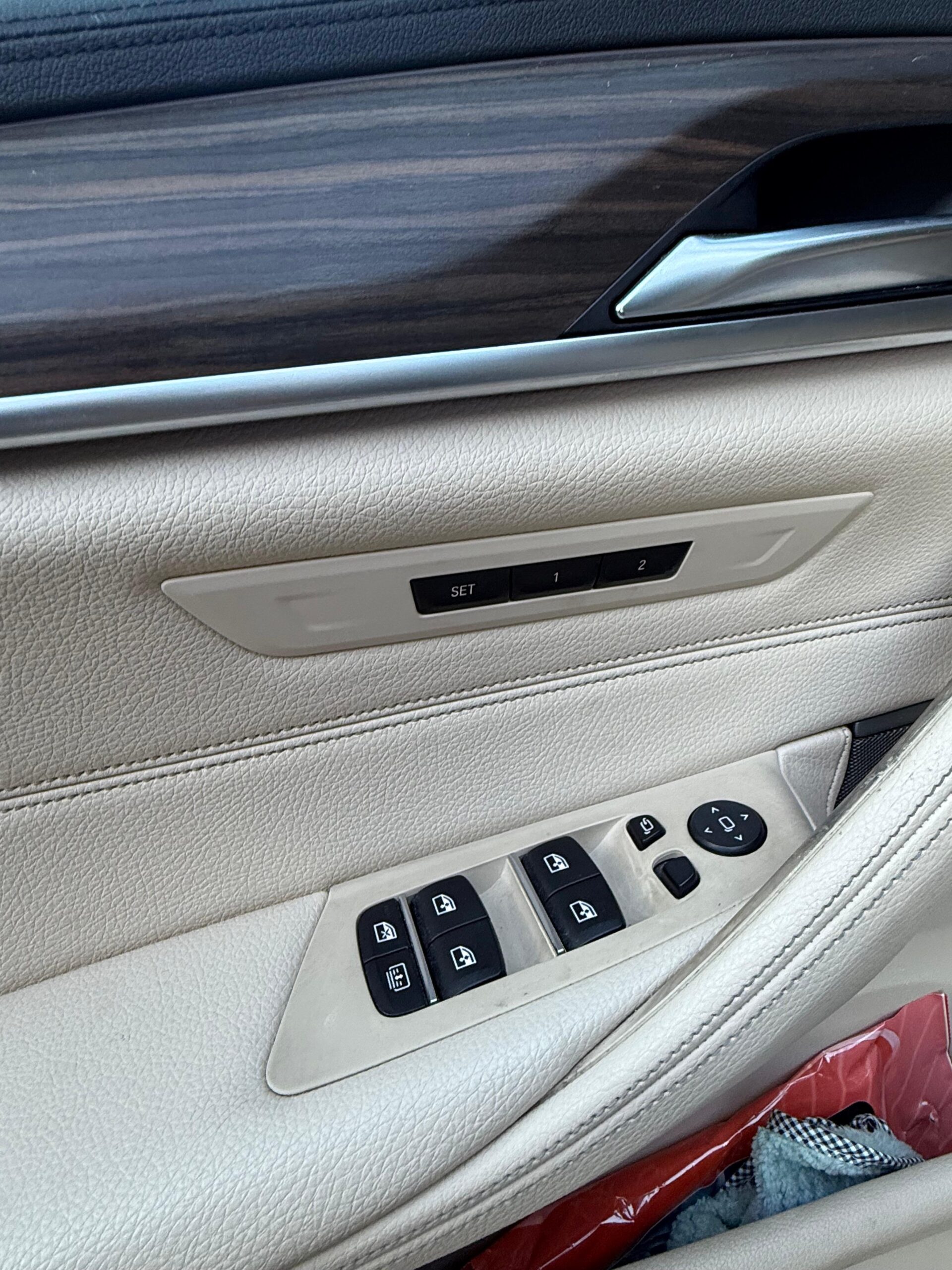 
								BMW 540i Xdrive Luxury 2018 lleno									