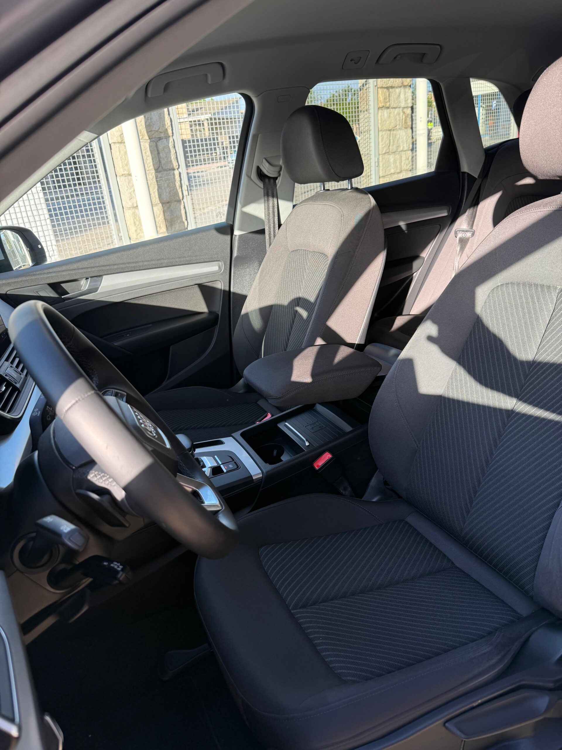 
								Se vende Audi Q5 2021 50 TFSI e Quattro Ultra en excelente estado lleno									