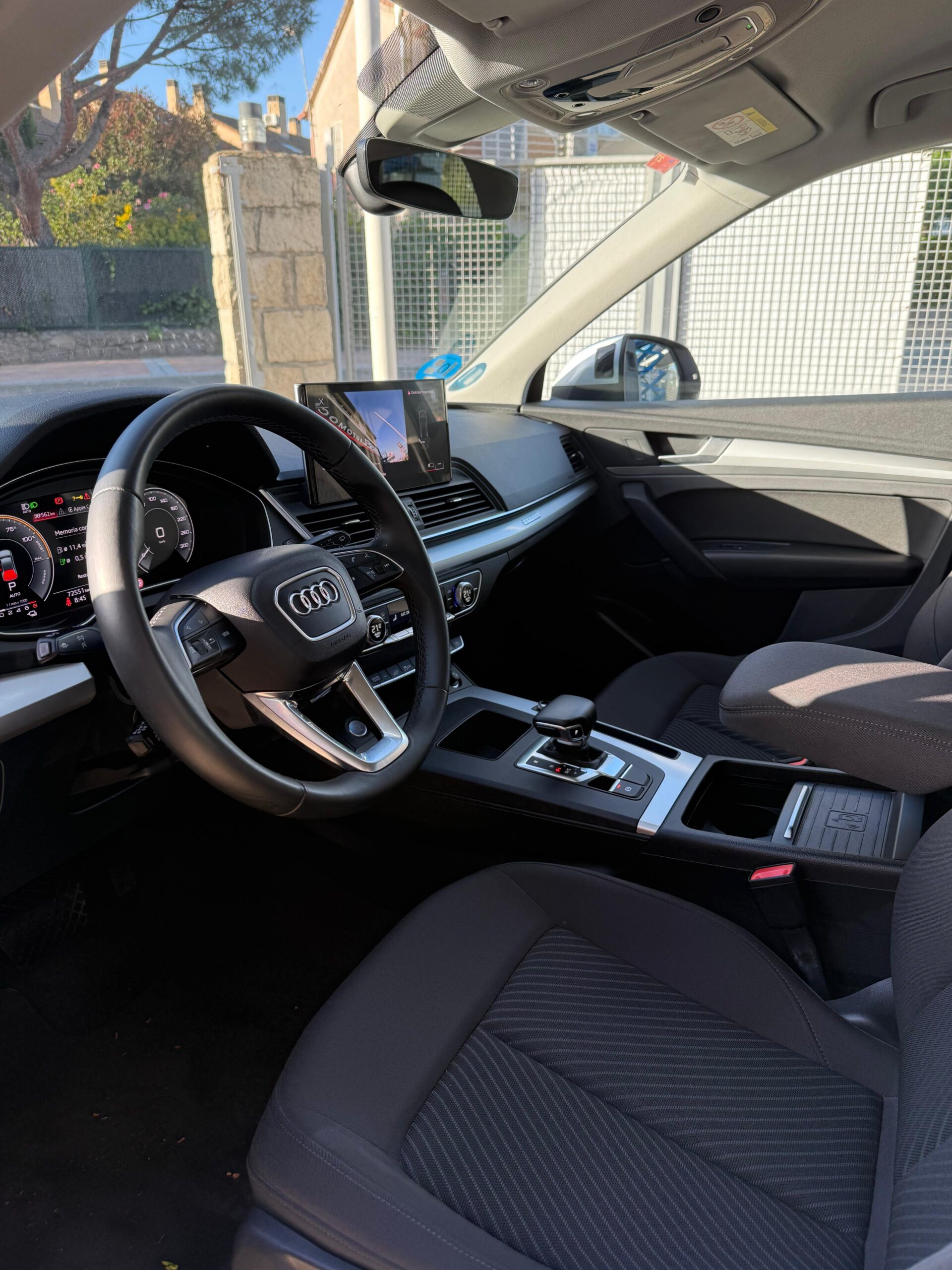 
								Se vende Audi Q5 2021 50 TFSI e Quattro Ultra en excelente estado lleno									