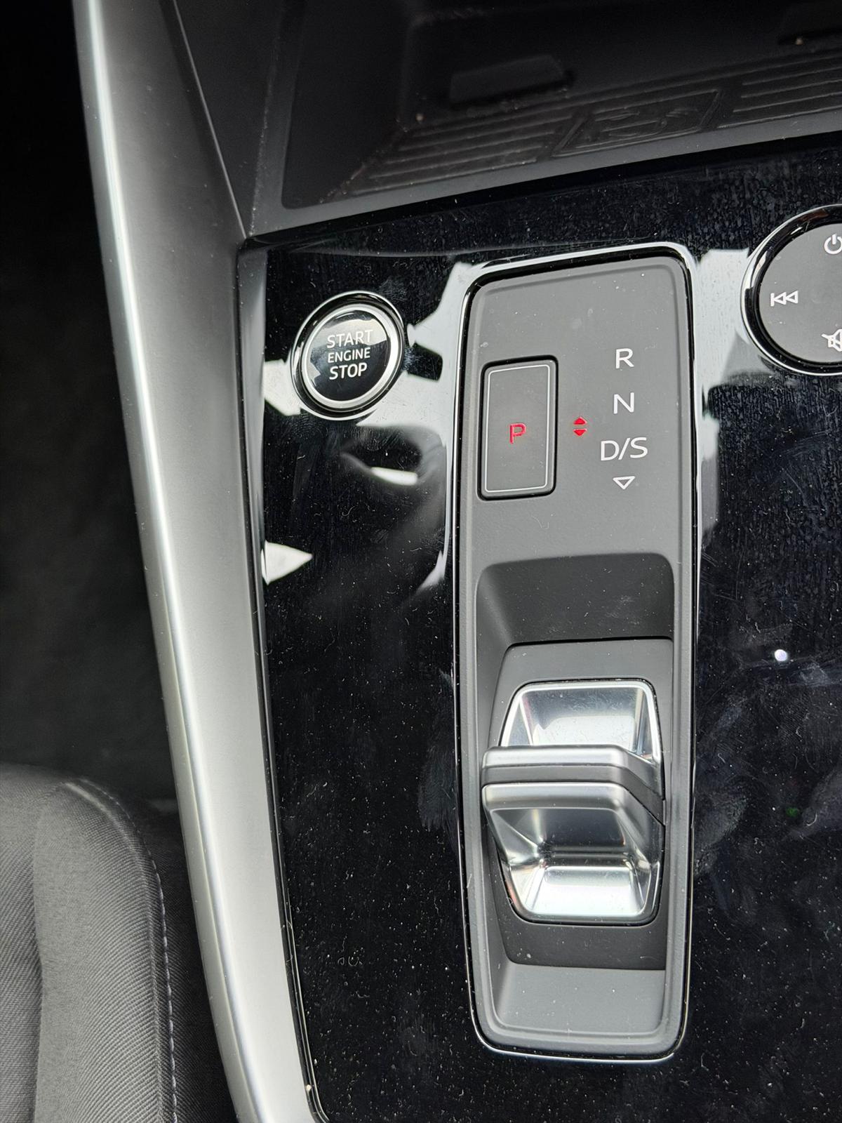
								AUDI A3 Sportback Advanced 30 TDI S tronic lleno									