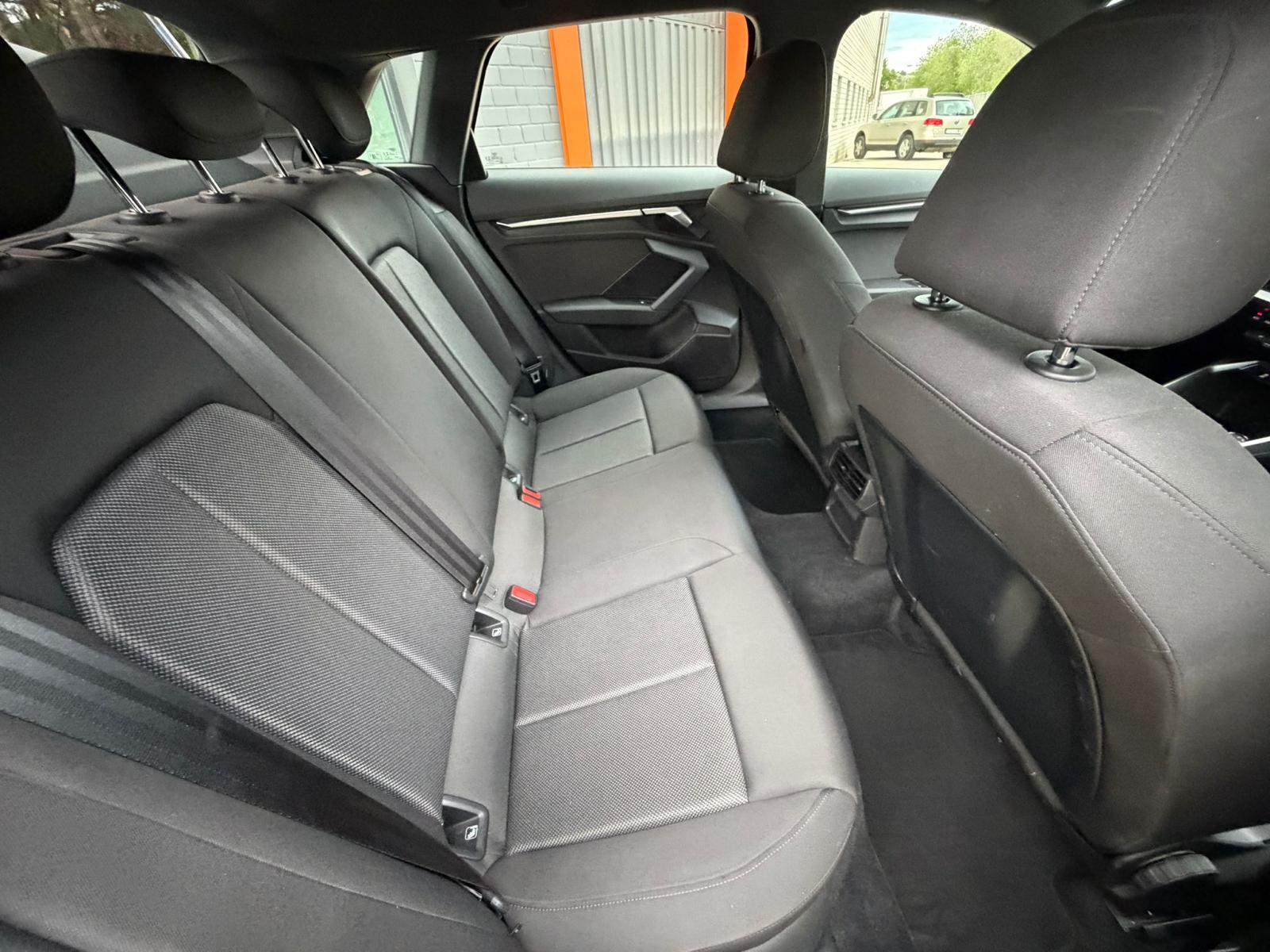 
								AUDI A3 Sportback Advanced 30 TDI S tronic lleno									